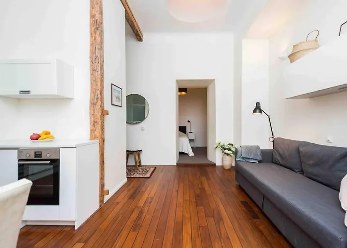 Apartament Location, Beautiful And Quiet Old Town Apt. Tallin