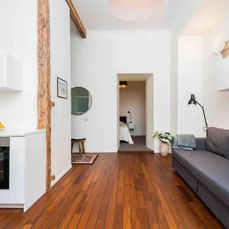 Daire Location, Beautiful And Quiet Old Town Apt. Tallinn