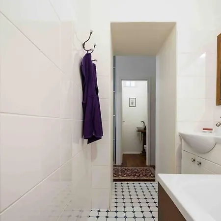 Location, Beautiful And Quiet Old Town Apt. Daire